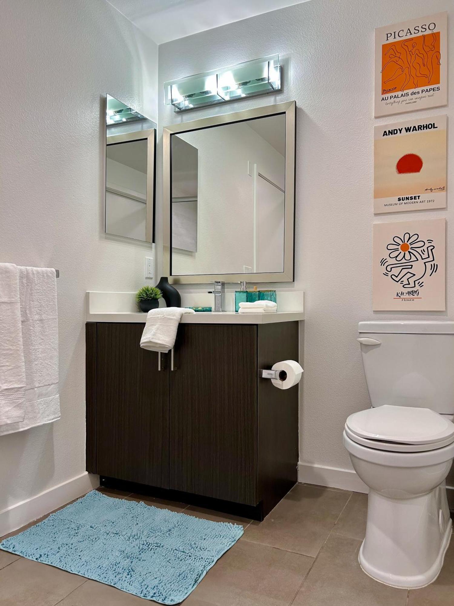 West Hollywood Gem 2-bedroom * Los Angeles